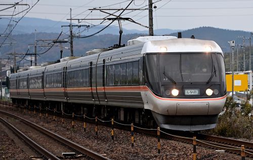 中央西線「今日の電車」383系・211系