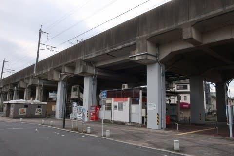 埼玉新都市交通　伊奈中央駅