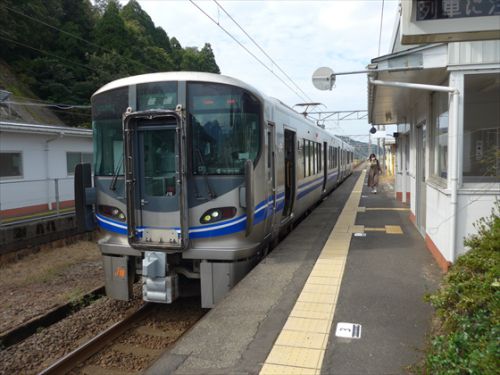 西日本完乗への道-丹後北陸編(17) 北陸本線 南条駅 ~東西南北の駅はあるか?~