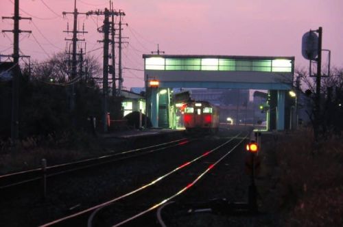 山陰本線キハ181系 駅が見える陸橋から 1996-12-30