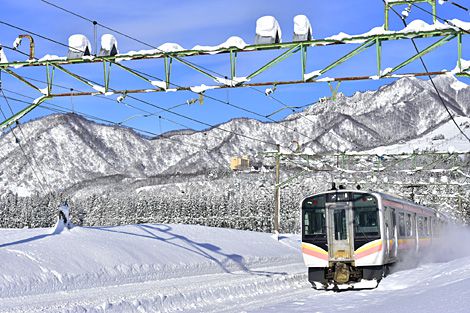 上越線大雪開通一番列車 E129系 2021.12.29