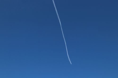 真岡の空に途切れたひこうき雲と11年前の雪の日 - 2011年・真岡鉄道 -