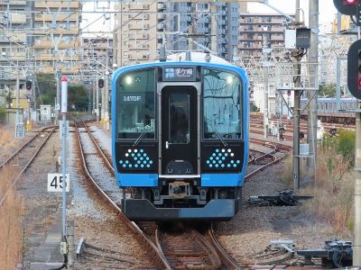 JR東日本E131系500番台 相模線各駅停車茅ヶ崎行き