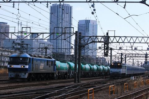 新鶴見界隈980-4(都営地下鉄三田線用6509F編成甲種 EF65 2117)